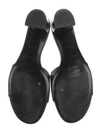 Hermès View Leather Slides