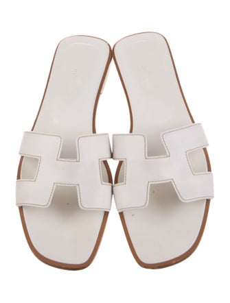 Hermès Oran H Logo Slides