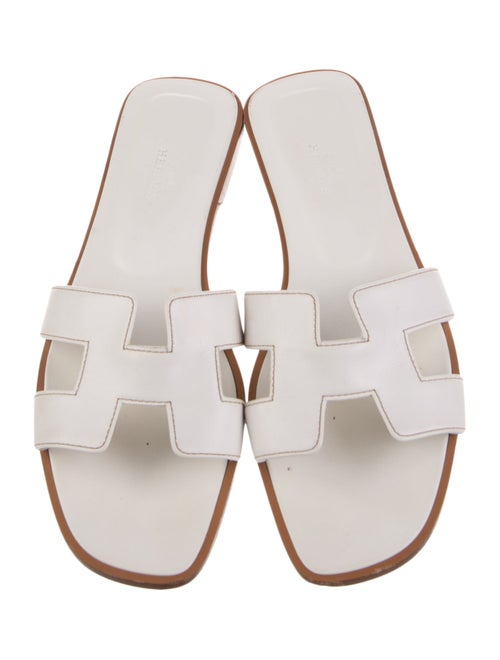 Hermès Oran H Logo Slides