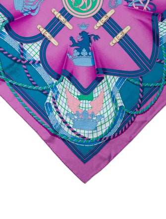 Hermès Grand Tenue Wash Silk Scarf