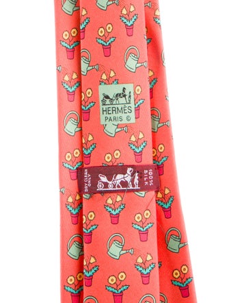 Hermès Patterned Tie