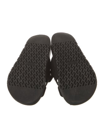 Hermès Chypre H Logo Slides