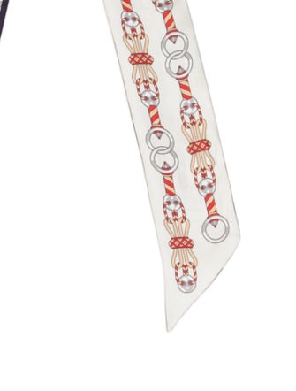 Hermès Harnais en Rosace Silk Twilly Scarf