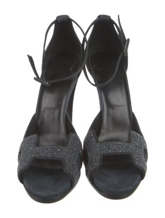 Hermès Initiale H Logo D'Orsay Pumps