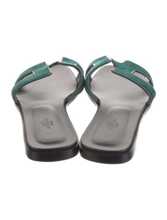 Hermès Oran Velvet Slides