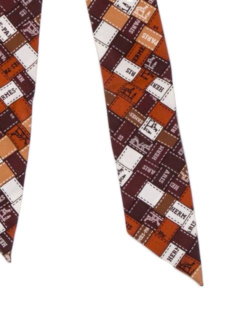 Hermès Bolduc Au Carré Silk Twilly Scarf