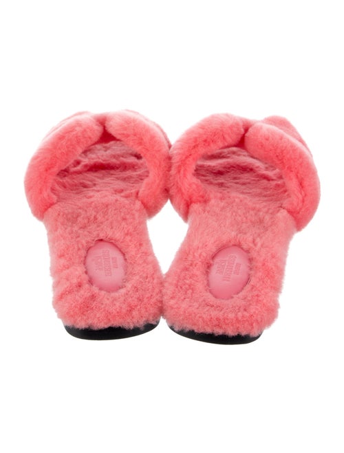 Hermès Oran H Logo Slides