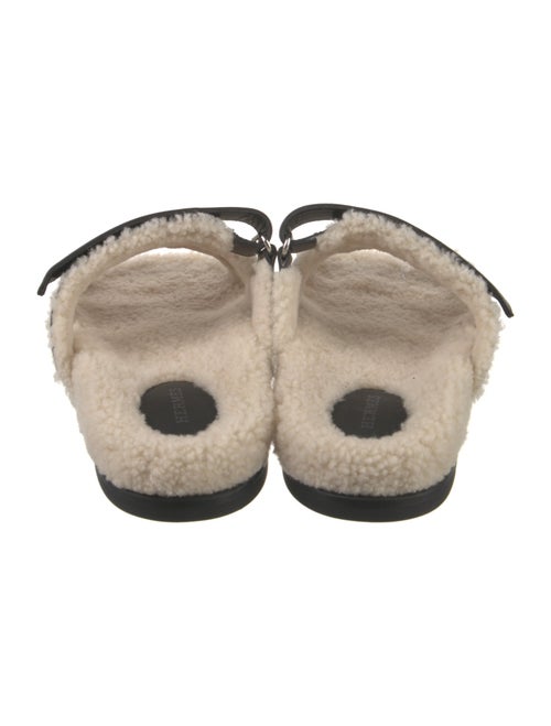 Hermès Chypre H Logo Slides