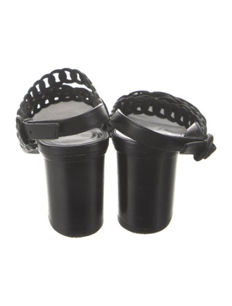 Hermès Chaîne d'Ancre Insignia Leather Slingback Sandals