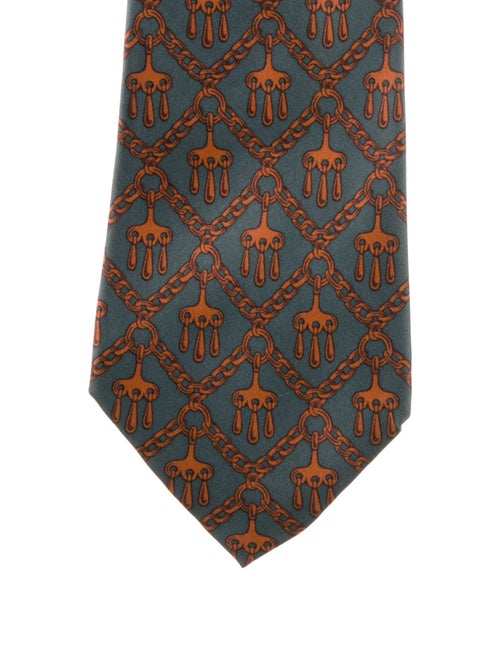 Hermès Silk pattern print tie.