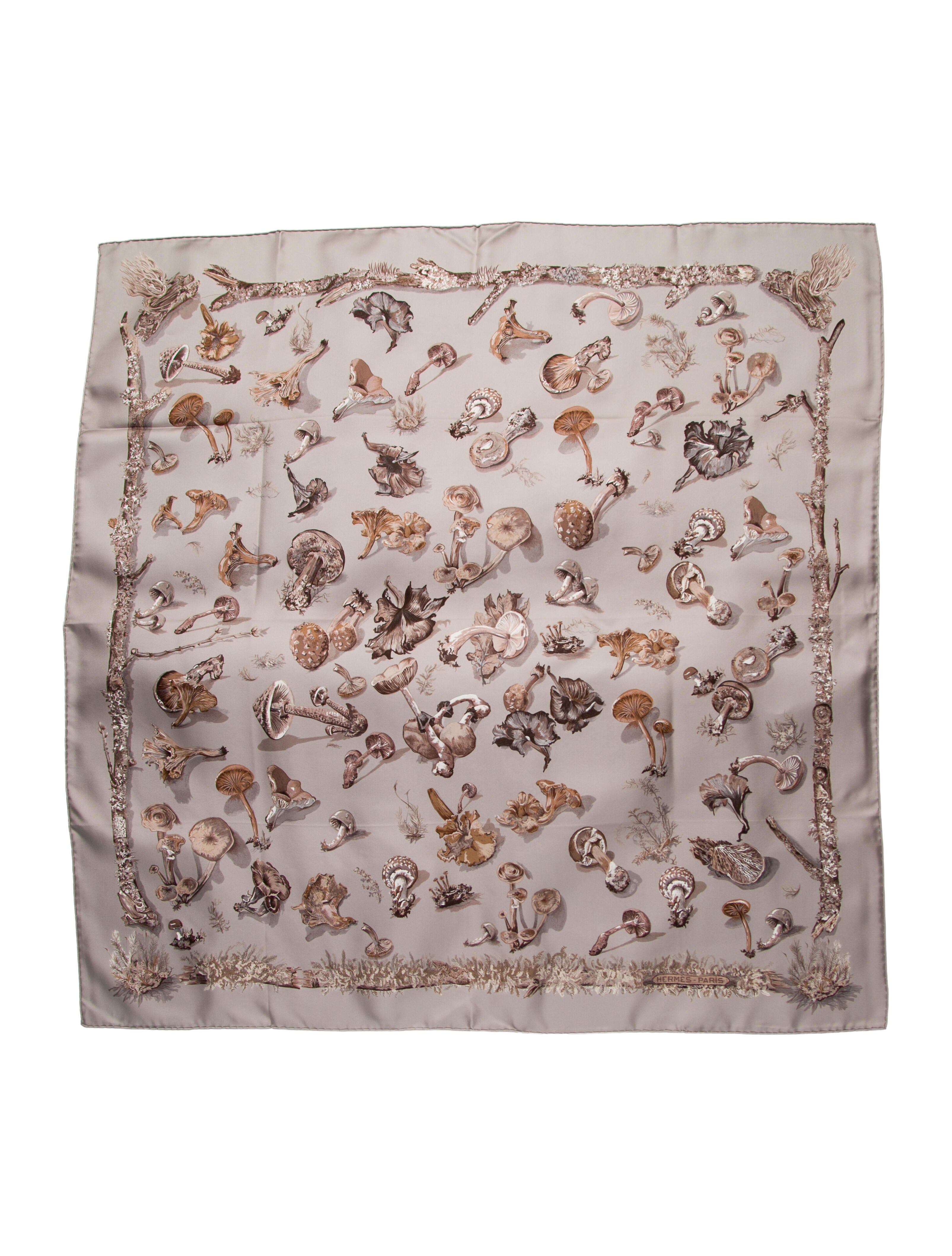 Hermès Champignons Silk Scarf