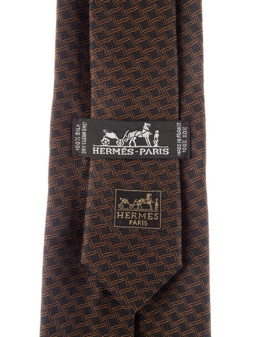 Hermès Patterned Silk Tie