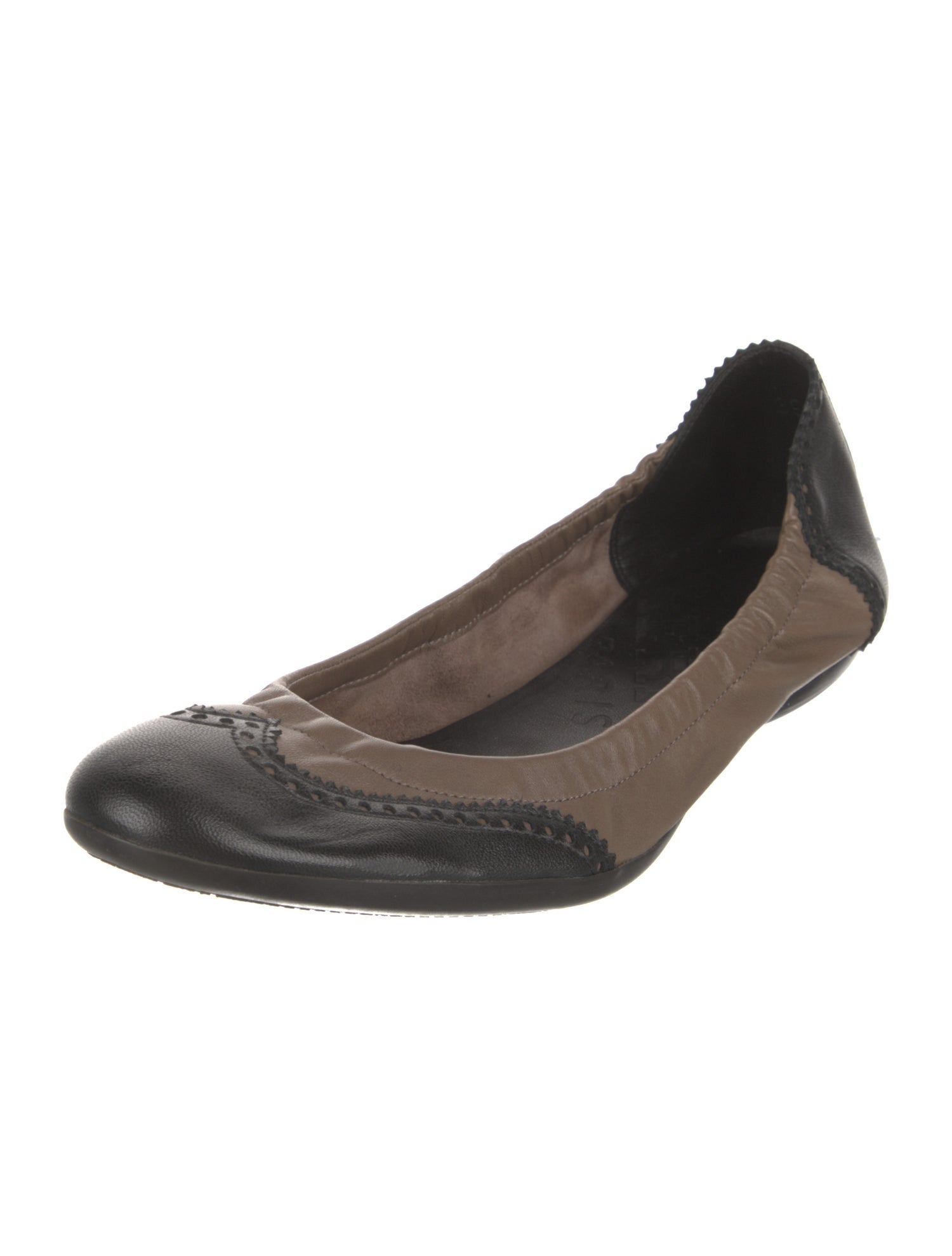 Hermès Carina Leather Ballet Flats