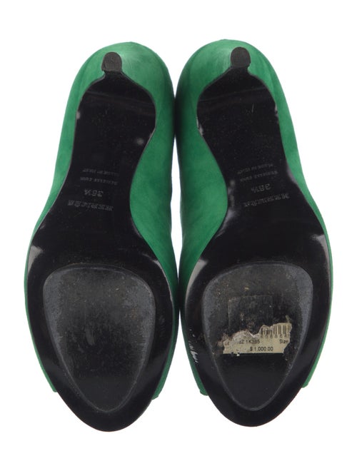Hermès Suede Pumps