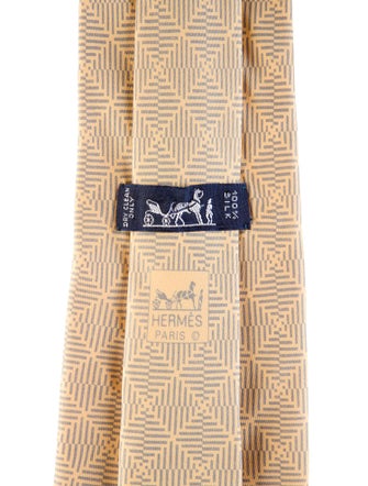 Hermès Pattern Print Tie