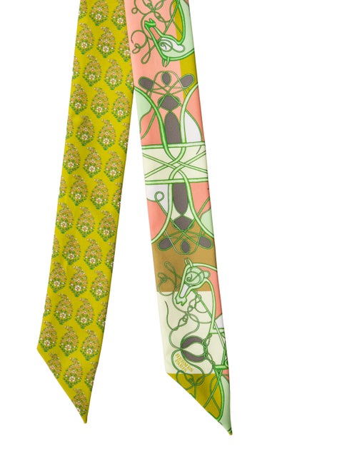 Hermès Coup de Fouet au Bloc Silk Twilly Scarf