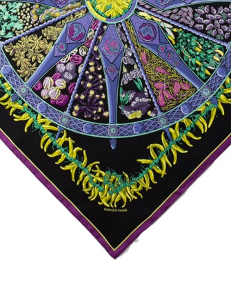 Hermès Aux Pays des Epices Silk Scarf