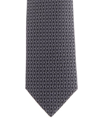 Hermès pattern silk tie
