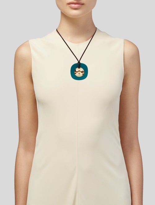 Hermès Horn & Lacquer Lift Adjustable Pendant Necklace