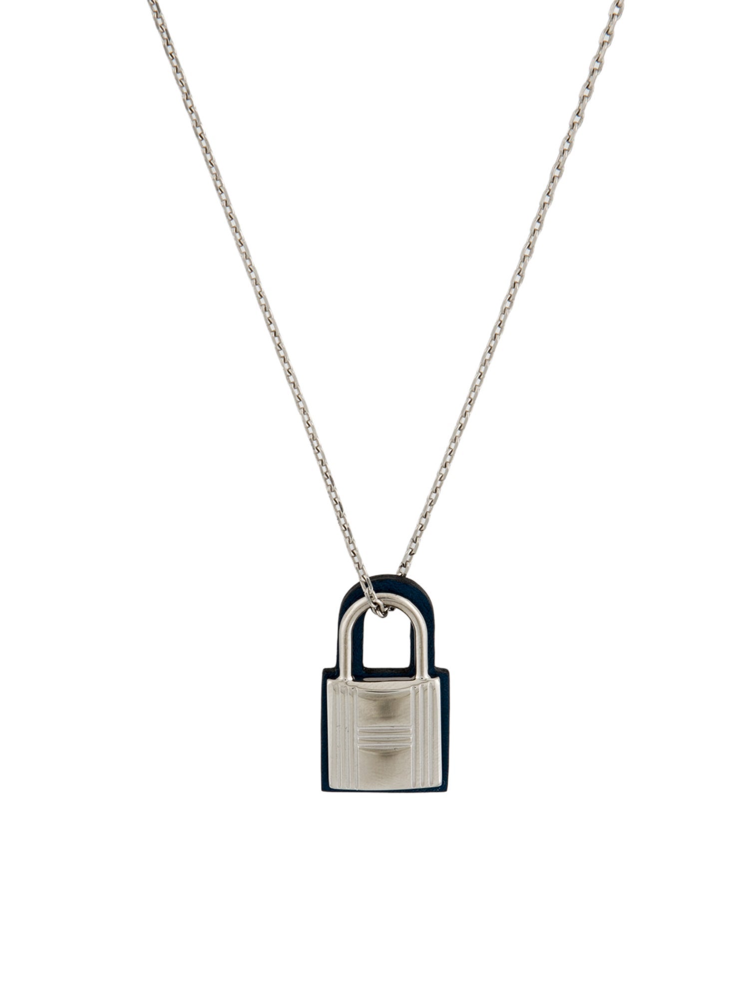 Hermès O'Kelly Pendant Necklace