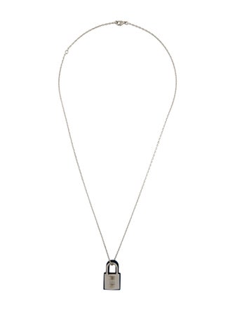 Hermès O'Kelly Pendant Necklace