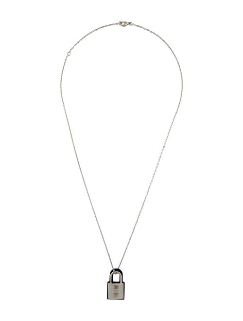 Hermès O'Kelly Pendant Necklace