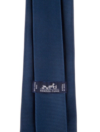 Hermès Solid Silk Tie