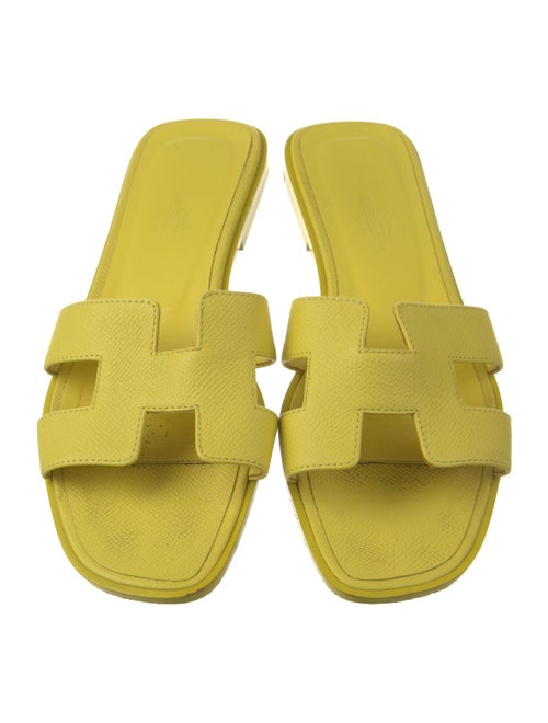 Hermès Oran H Logo Slides