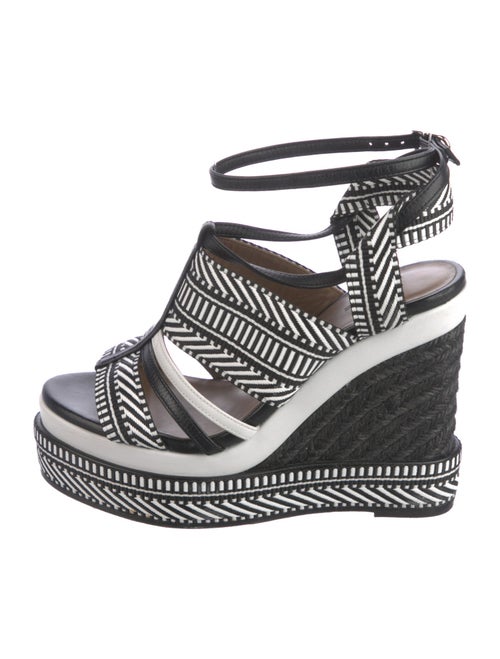 Hermès Striped Leather Trim Embellishment Sandals