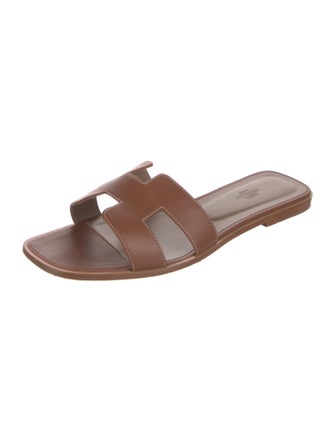 Hermès Oran H Logo Slides