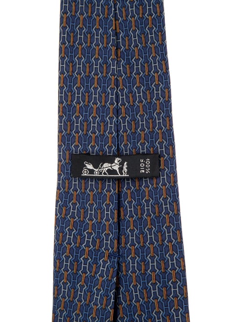 Hermès pattern silk tie