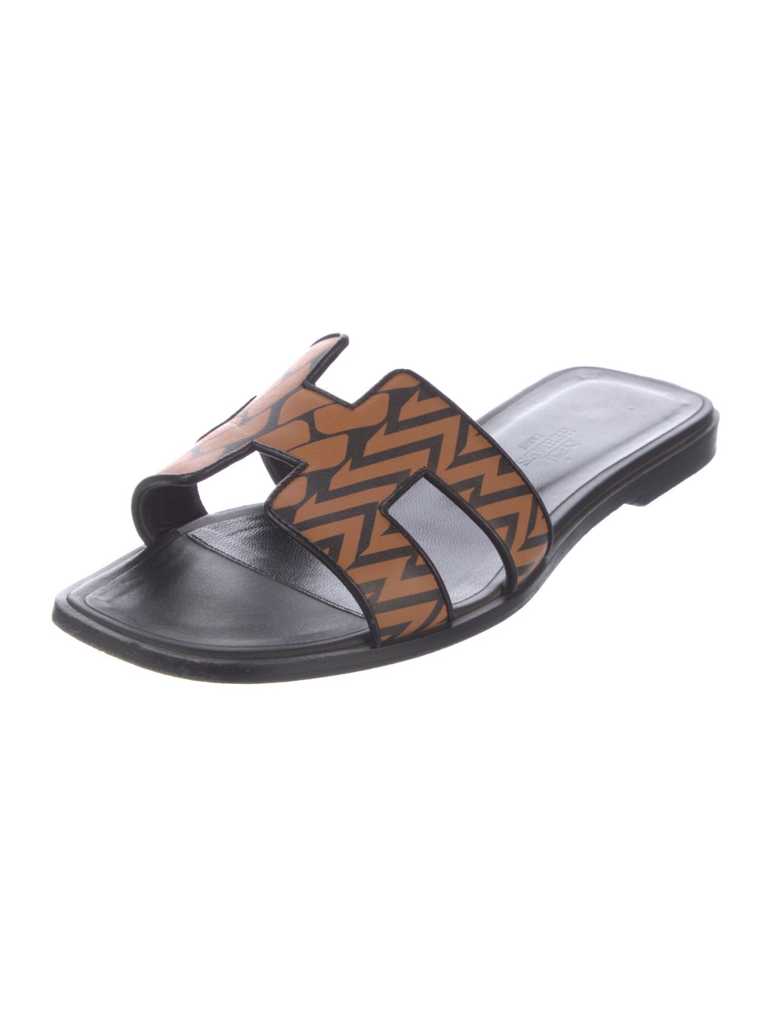 Hermès Oran H Logo Slides