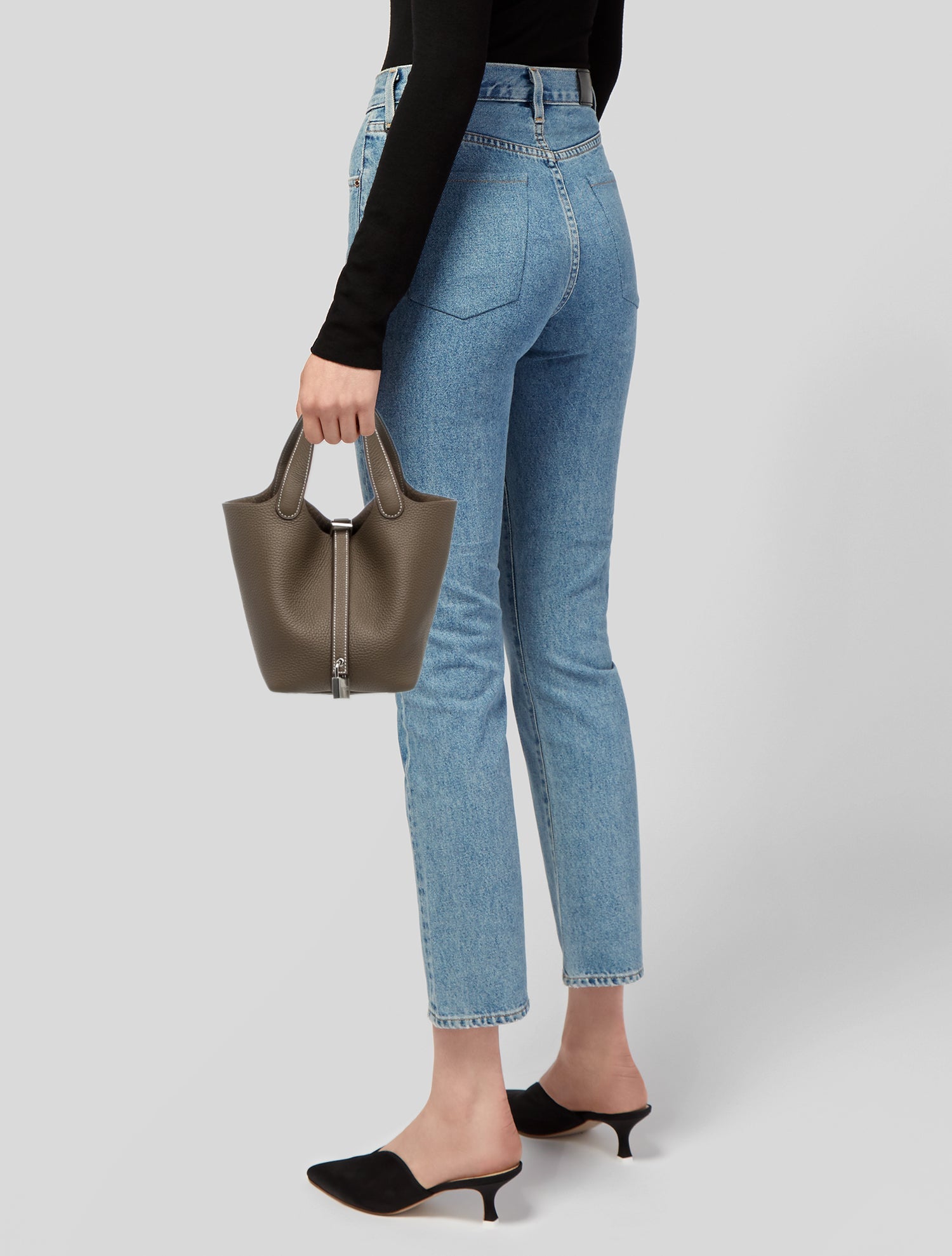 Hermès 2023 Clemence Picotin Lock 18