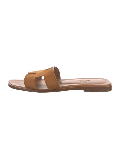 Hermès Oran H Logo Slides