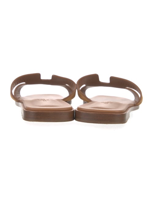 Hermès Oran H Logo Slides