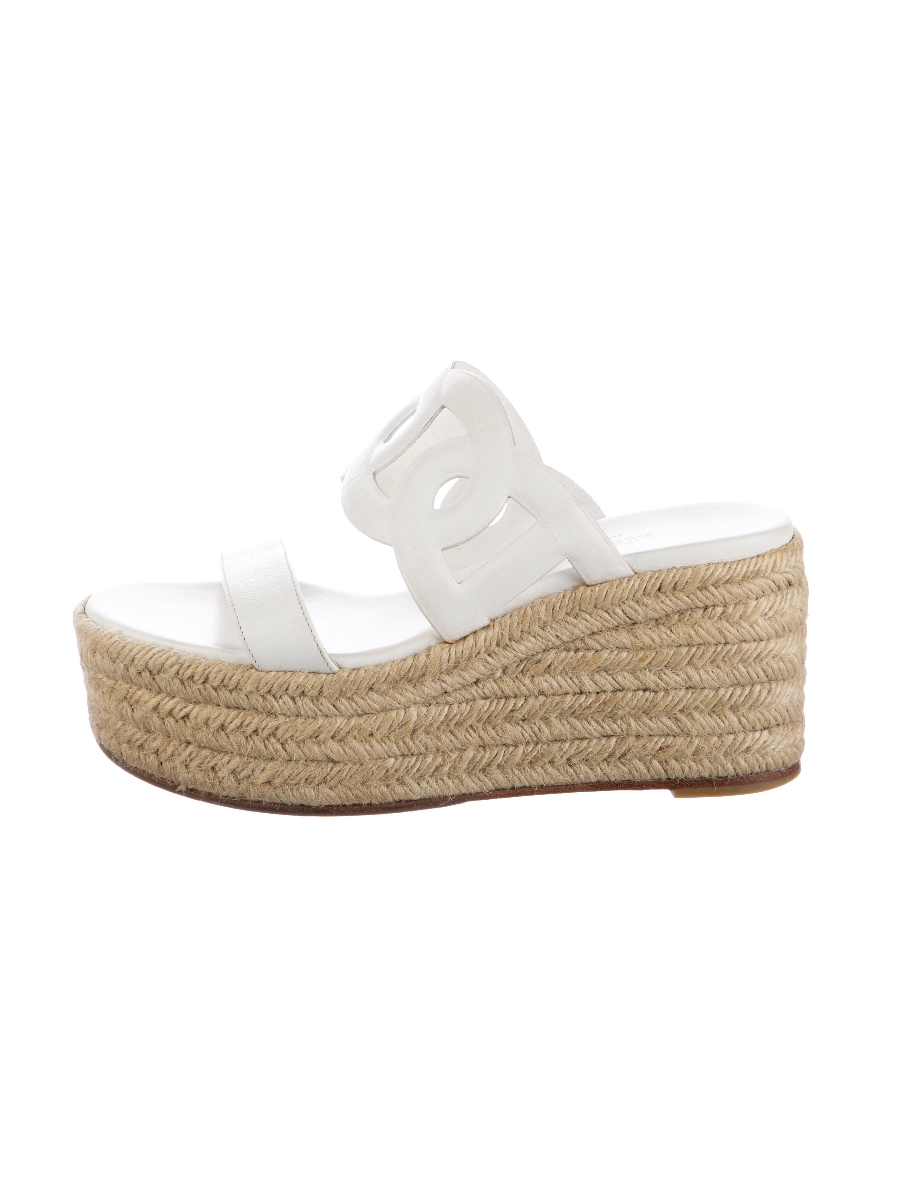 Hermès Leather Cutout Accent Espadrilles