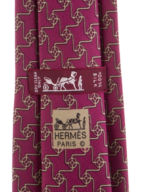 Hermès Silk Tie With Patterned Design