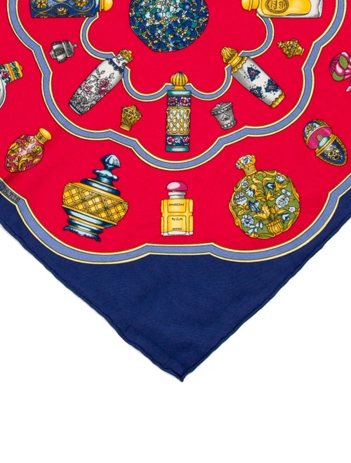 Hermès pattern silk pocket square