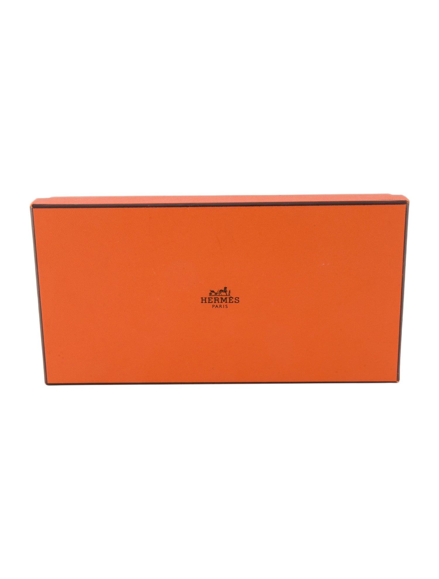 Hermès Magnetic Hanging Scarf Display System