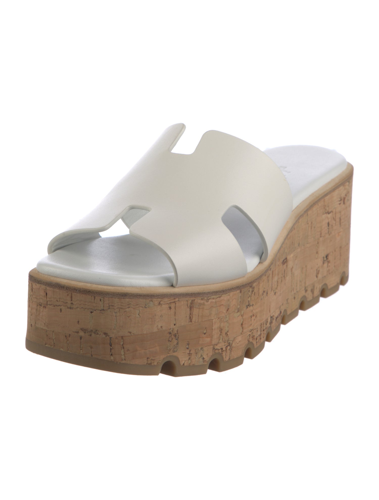 Hermès Eze 30 H Logo Slides