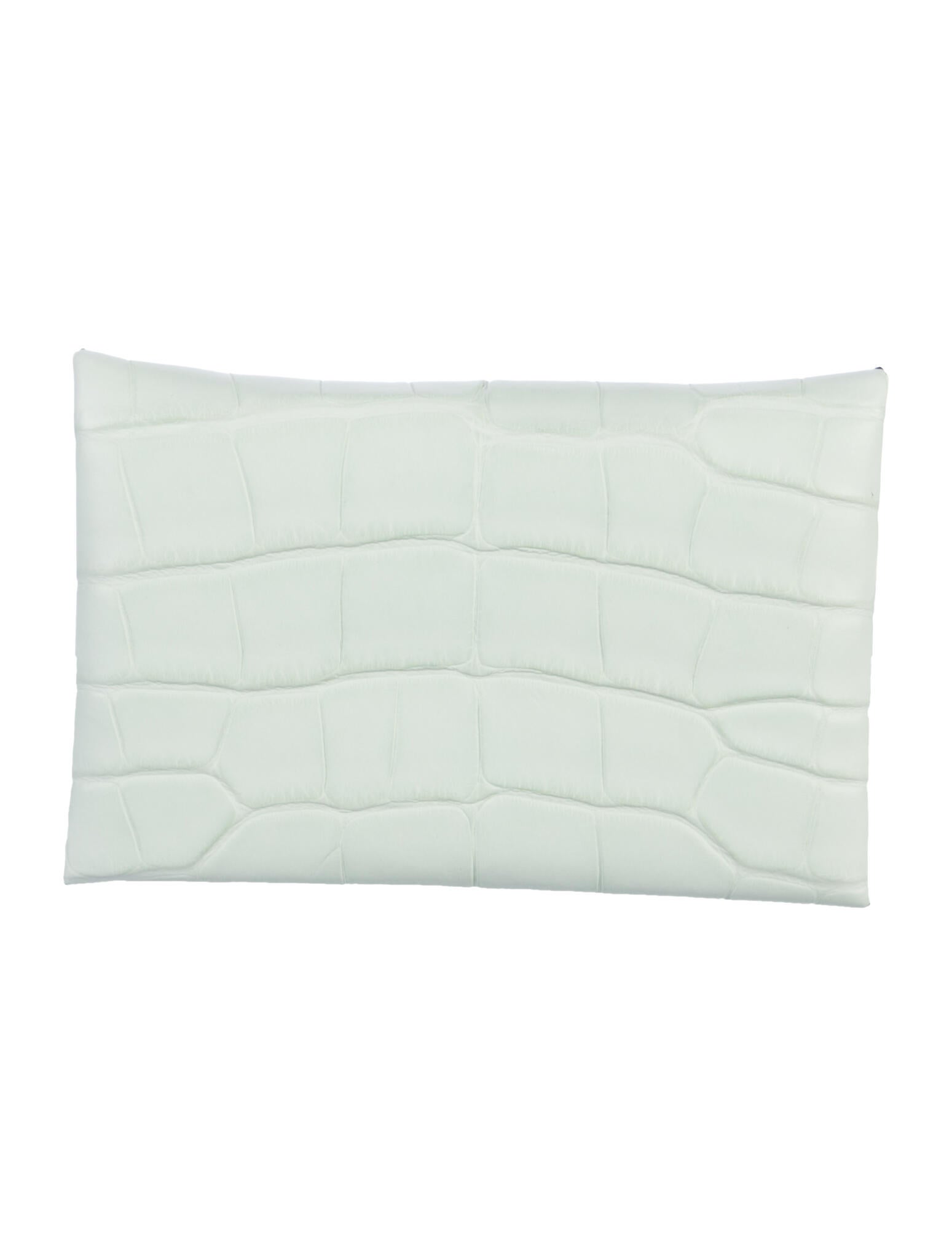 Hermès 2025 Calvi Cardholder