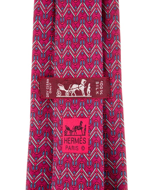 Hermès Silk Pattern Tie