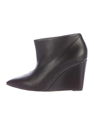 Hermès Leather Hanna Booties