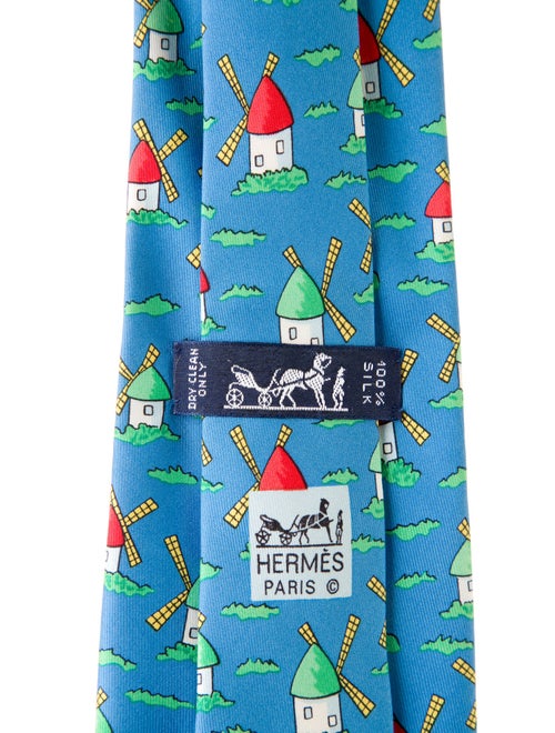 Hermès Silk pattern