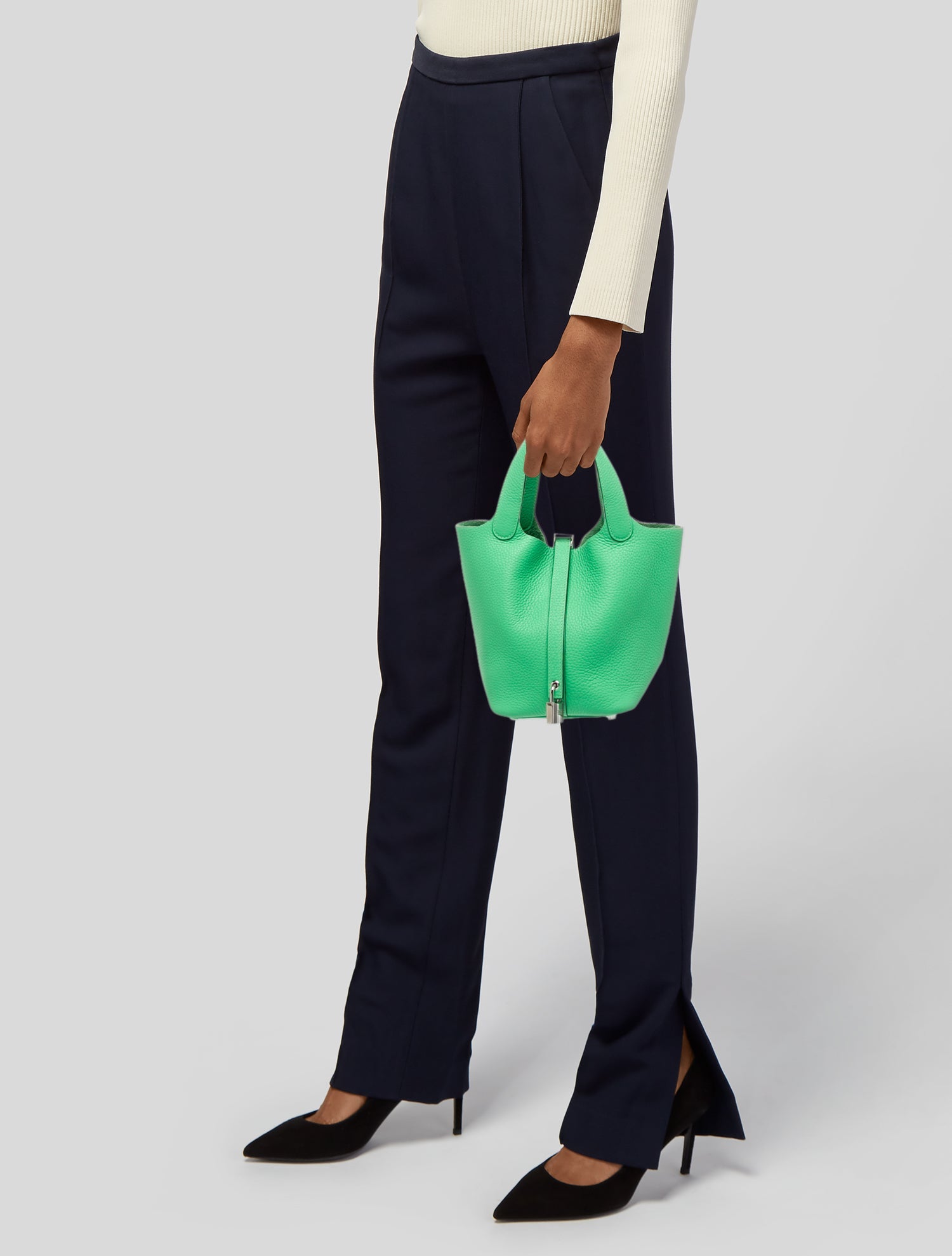 Hermès Clemence Picotin Lock 18