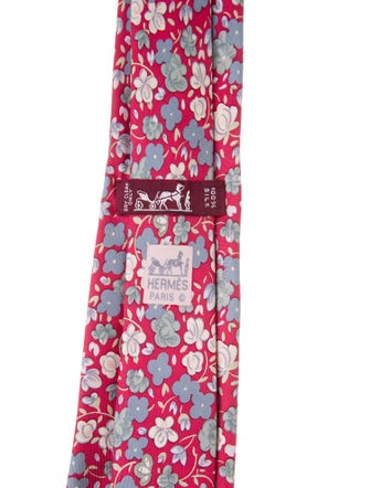 Hermès pattern silk tie