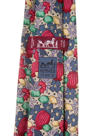 Hermès patterned silk tie