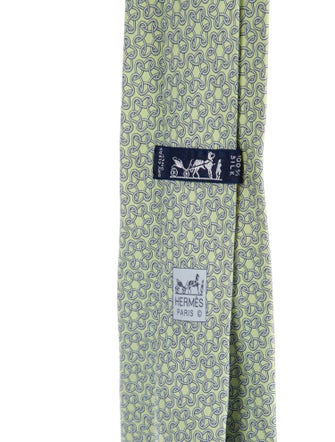 Hermès Patterned Silk tie