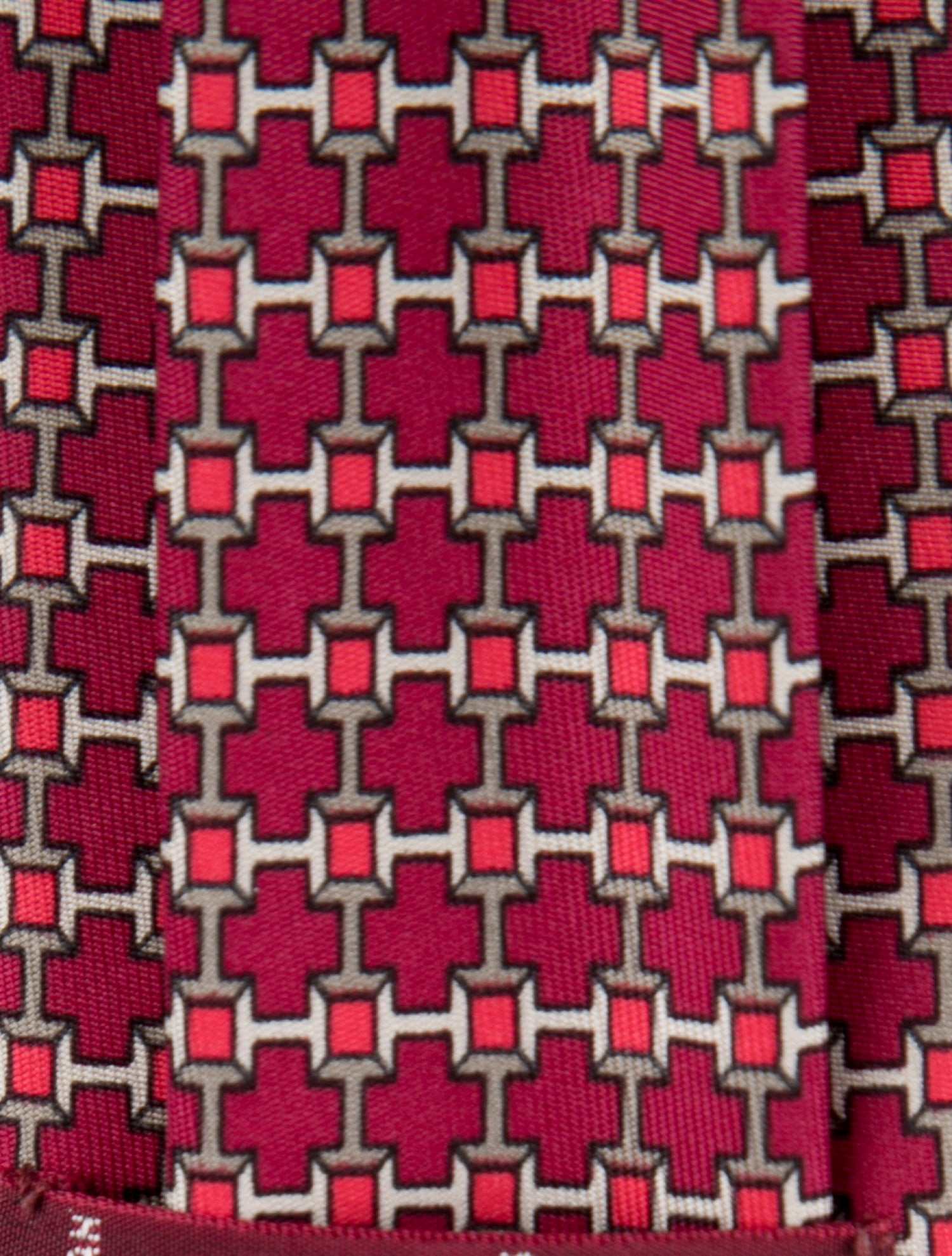 Hermès Patterned Silk tie