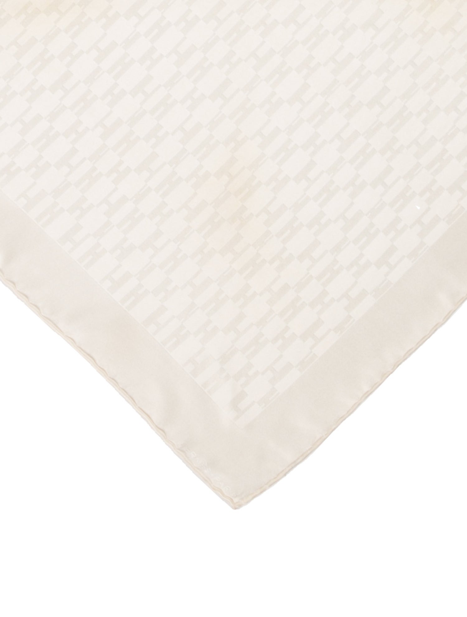 Hermès White Embroidered Silk Pocket Square